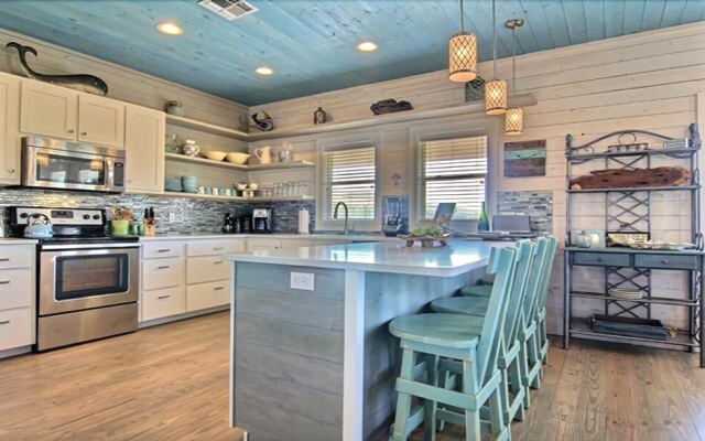 Beach Home Sea Gypsy in Ocean Village by Redawning
