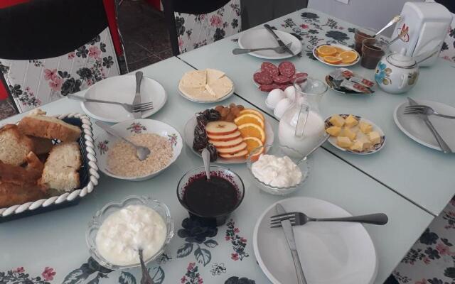 Guest House Khergiani