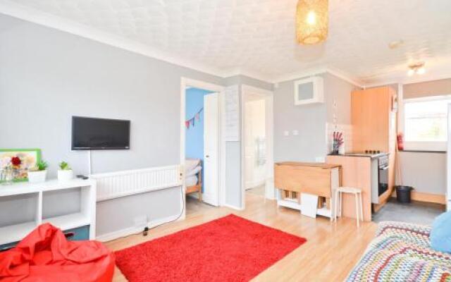 32 Sandown Bay Holiday Centre