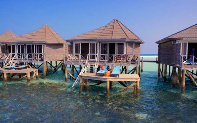 Kuredu Island Resort