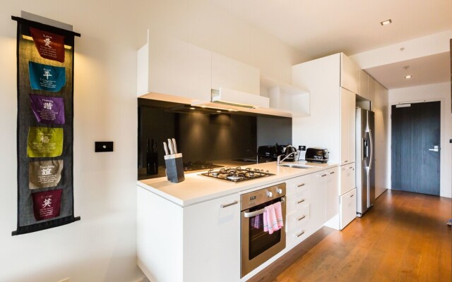 CLEO, 1BDR St.Kilda Apartment