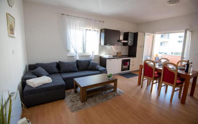 Apartments Mamut