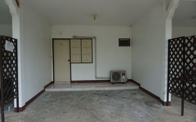 Ban Tum Garden Hotel