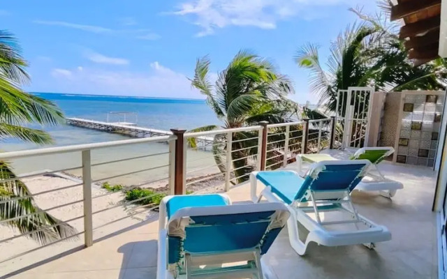Casa De Bonita 4 Bedroom Home by RedAwning