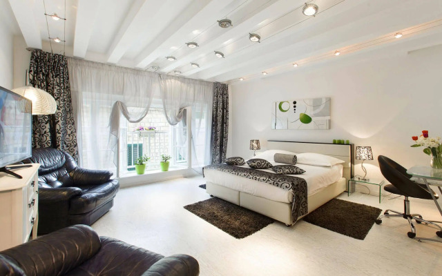 Royal Suites