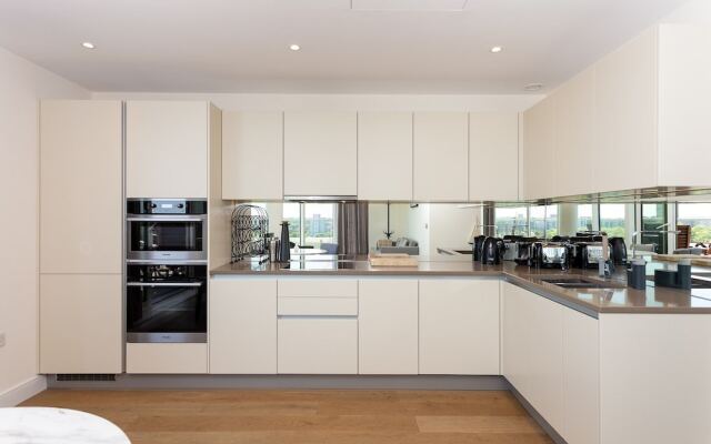 Modern 2 Bedroom Flat With Stunning Views