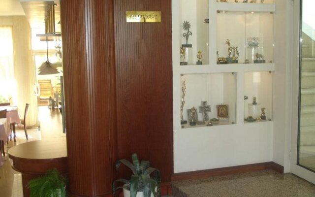 Kapri Hotel