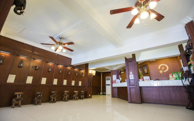 Chiang Roi 7 Days Inn