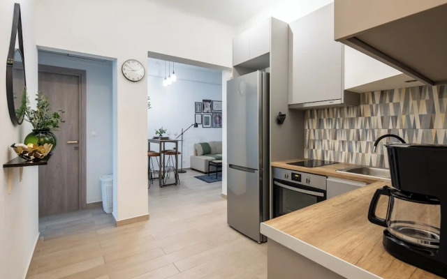 Zappa 2-BR Apt With Terrace in Athens