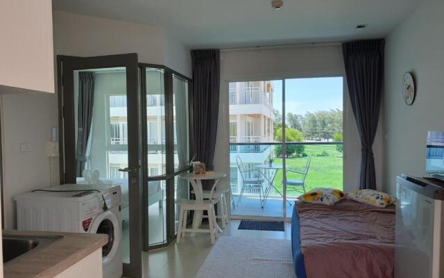 Grandblue condominium Room401 LeamMae phim Beach