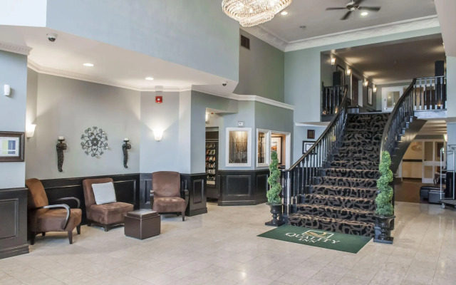 Quality Inn Airport West