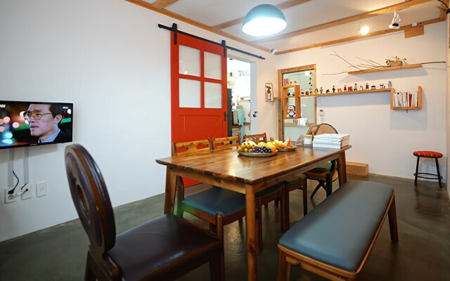 Jeonju Hyangkyo Cheotjip Pension