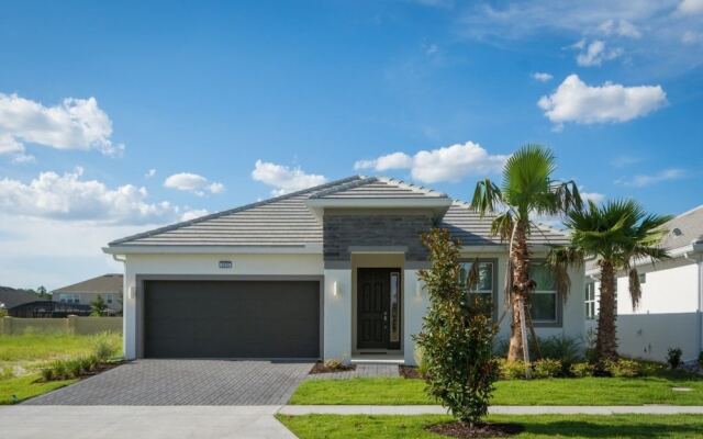 ACO PREMIUM – 6 bd with pool (1736)