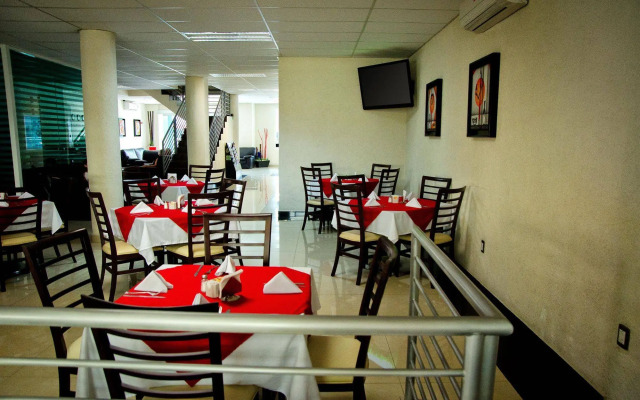 Hotel Portonovo Plaza Centro