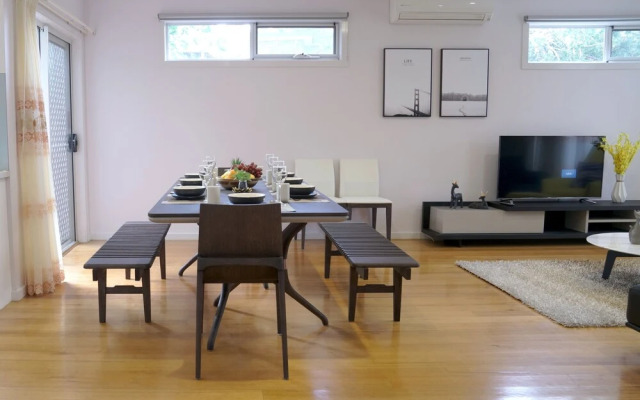 Melbourne Luxury Villa at Doncaster