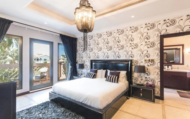 The Palm Jumeirah Villas - Frond A