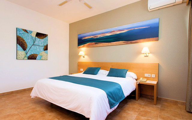 SBH Royal Monica