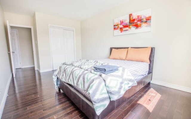 Private & Comfy 2 Bedroom Near Downtown