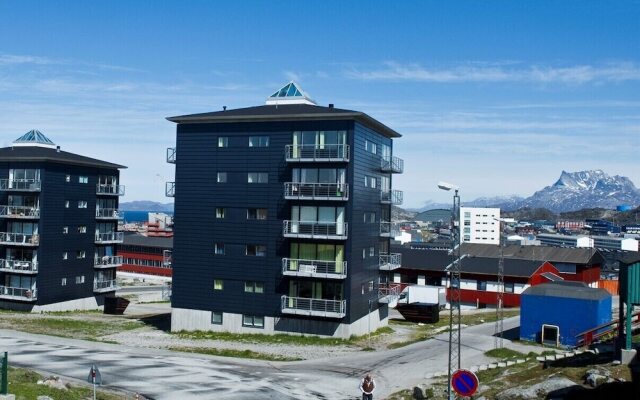 Nuuk Hotel Apartments by HHE