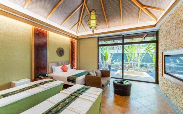 Riyuegu Hotsprings Resort