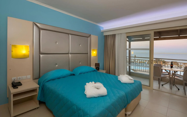Grand Blue Beach Hotel