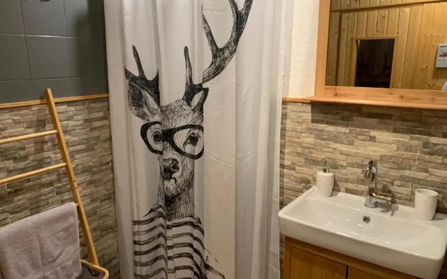 Lilly Chalet- Apartments with private sauna, close to ski lifts