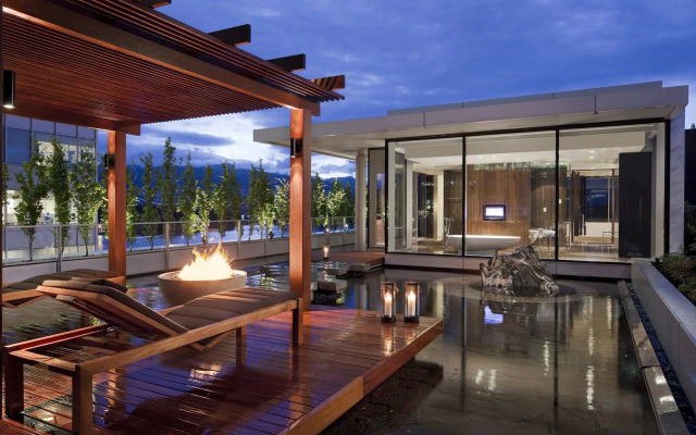 Fairmont Pacific Rim
