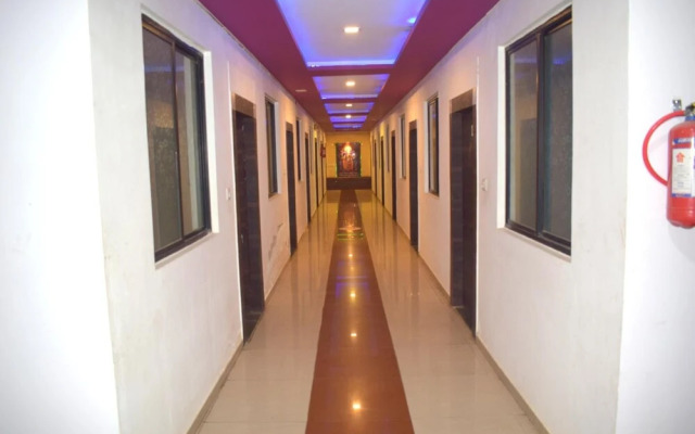 Hotel Jaunt Inn By Sky Stays