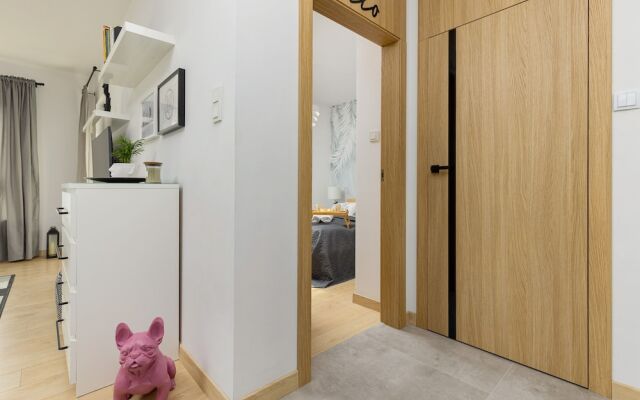 Warsaw Glebocka Apartment By Renters