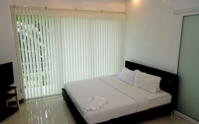 The White Villa Patong