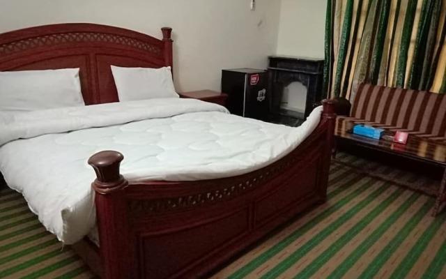 Shahi Palace Guest House