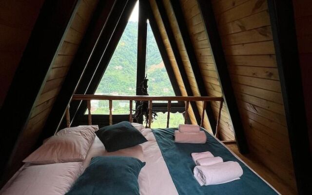 Pavri Suit Bungalov