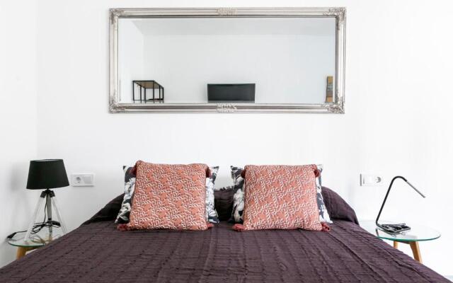 Alameda Principal FreshApartments by Bossh Apartments