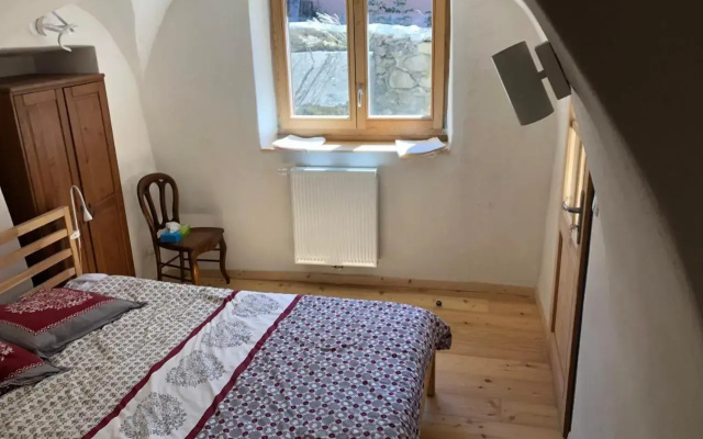 Village House in the Heart of Saint Chaffrey