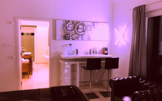 SUITES & SPA Hotel