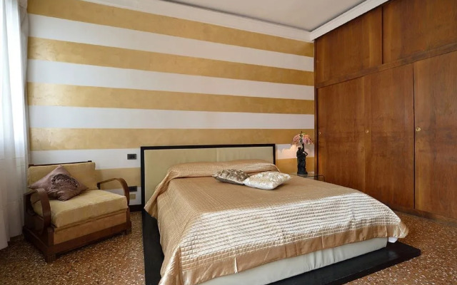 Venice Grand Canal Terrace