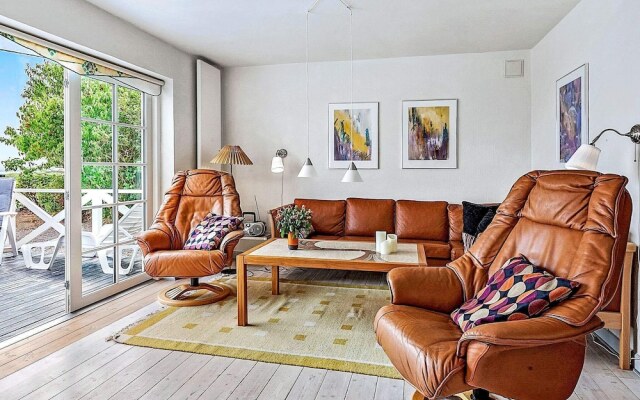 6 Person Holiday Home in Helnæs / Ebberup