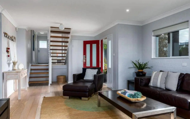Escape to Hyams Beach Jervis Bay Rentals