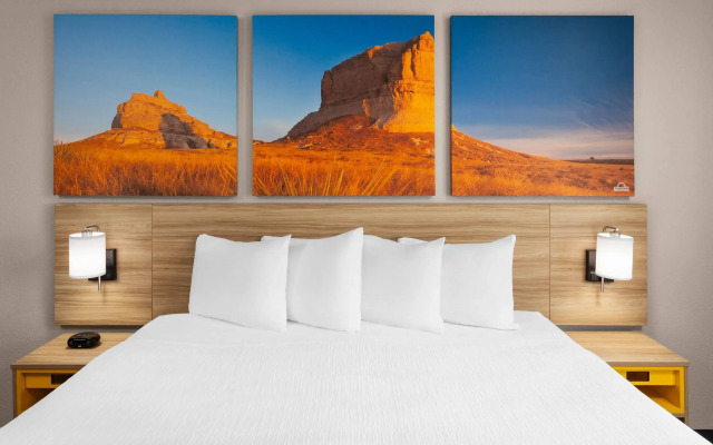 Days Inn by Wyndham Eagle River