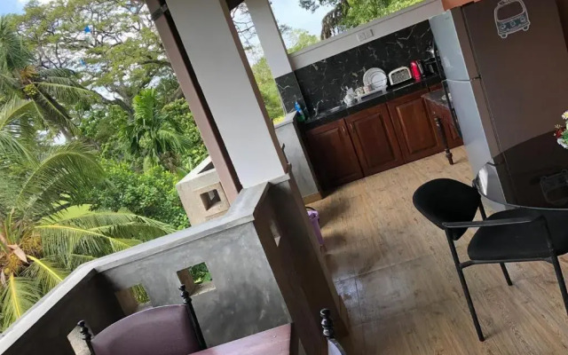senarathna guest house
