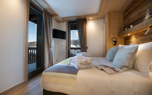 Yellowstone Lodge Chalet 4