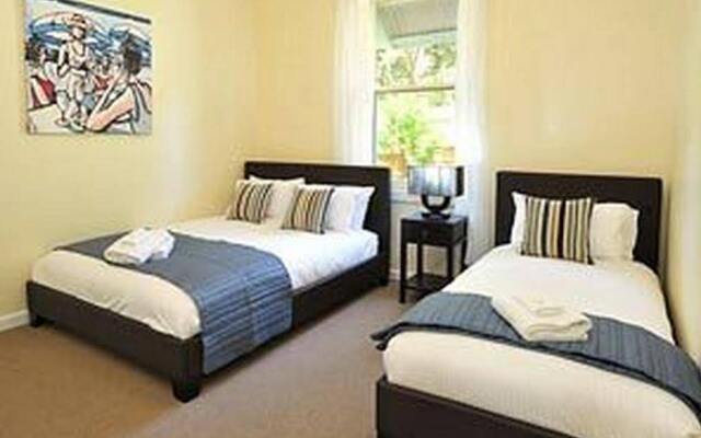 Healesville Garden Accommodation — The Grand Hotel