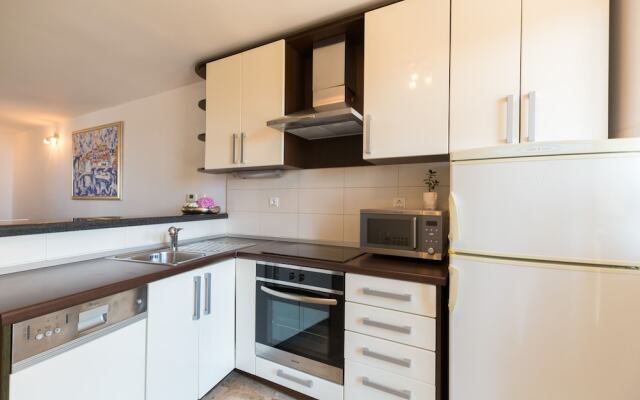 Hedera Estate, Hedera A18