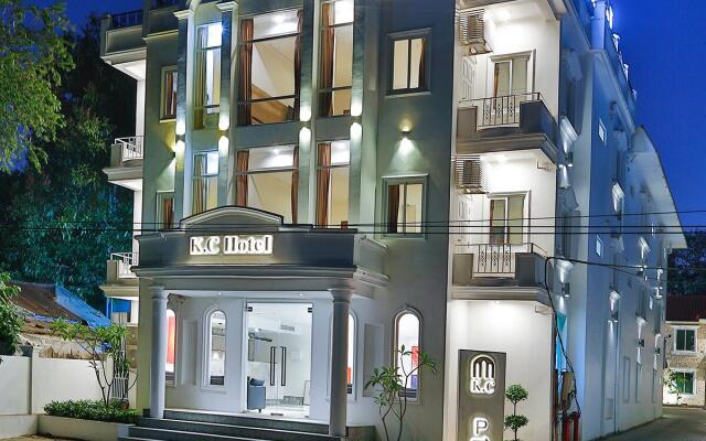 hotelImage