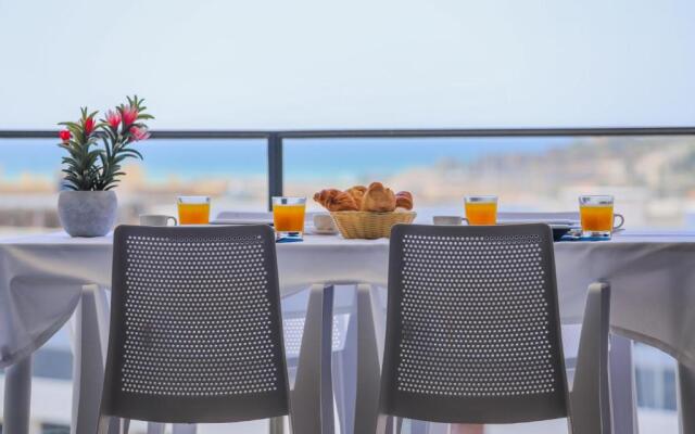 MC Suites Lagos with Pool and sea view