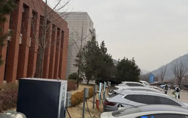 Zhaojin Shuyuan Hotel — hotel in Tongchuan