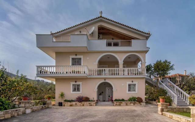 Mitros Apartment