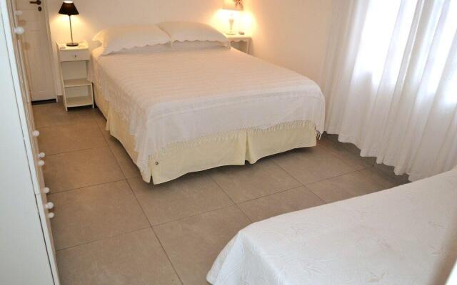 Nova, piscina exclusiva, 350 m. de Camburizinho