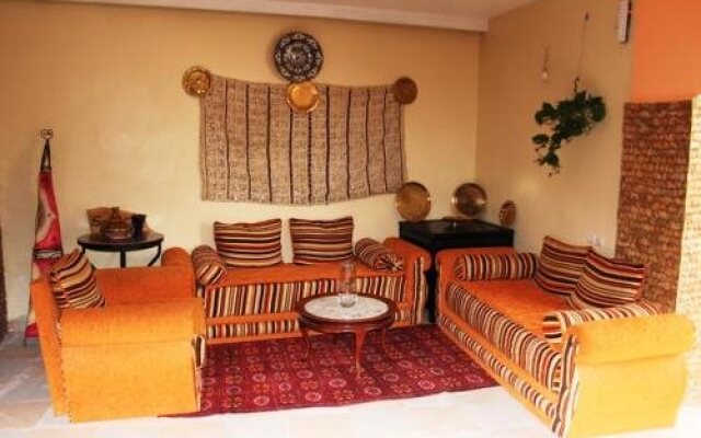 Palm Auberge