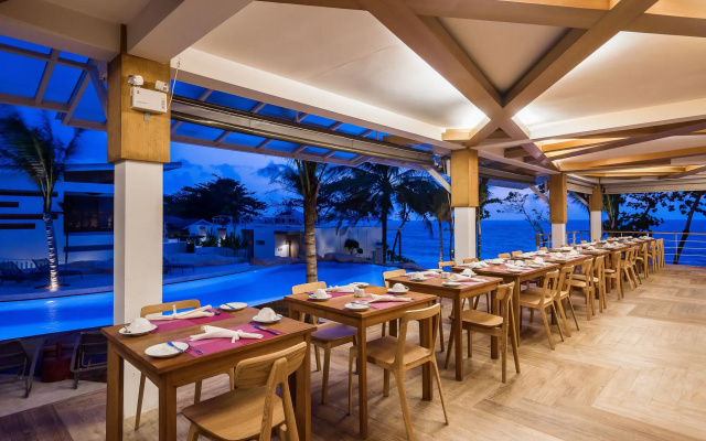 White Sand Samui Resort